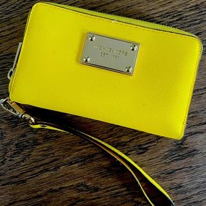 Michael Kors Wrislet